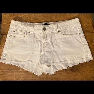 Forever 21 white jean shorts. Size 28.